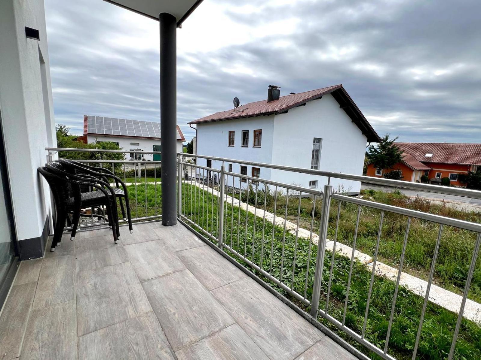 Landgasthaus Zur Linde Pleiskirchen Exterior photo